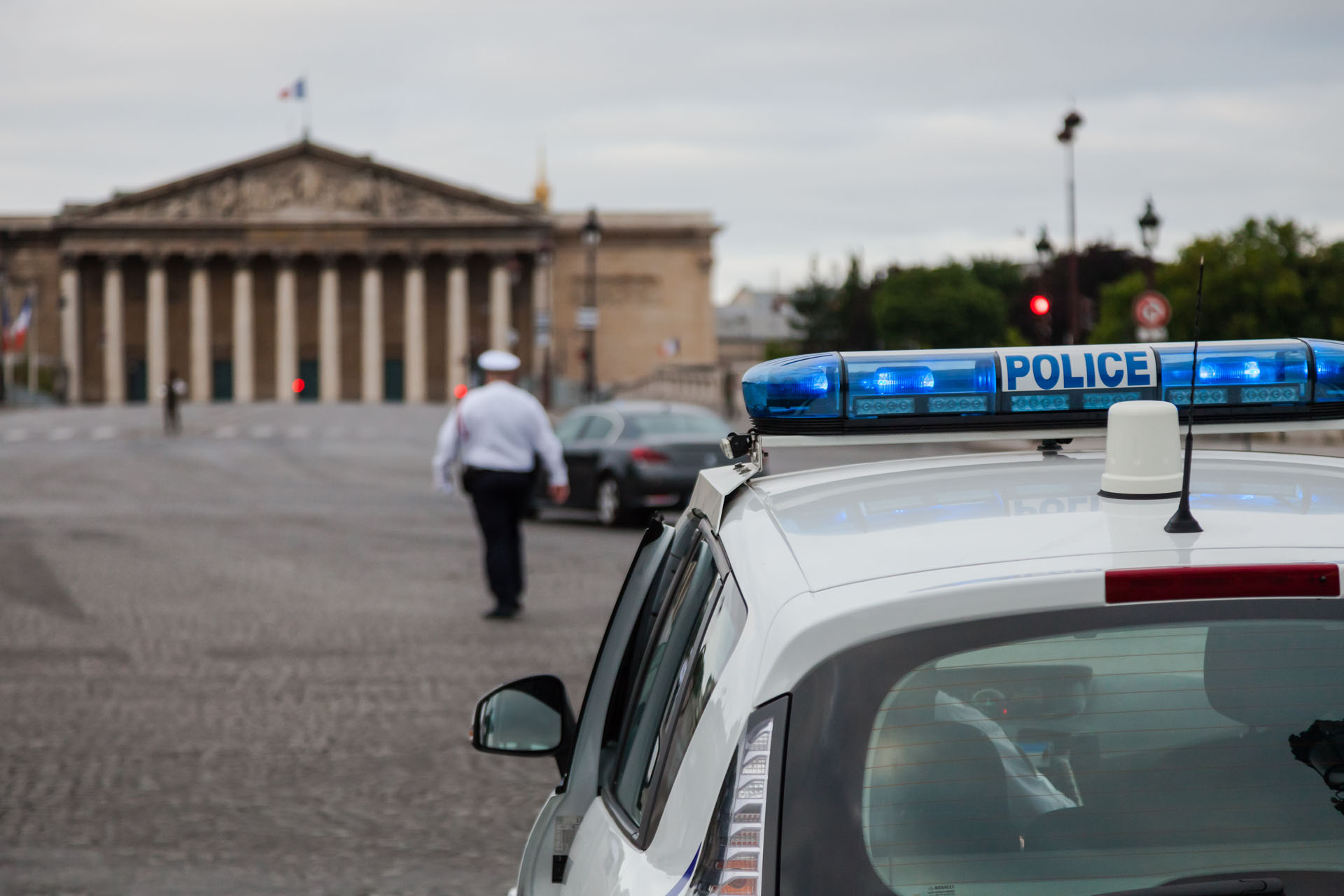 metier-devenir-policier-national